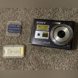 Retro Sony Cyber-shot Digital Camera